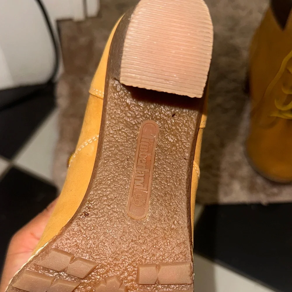 Timberland Women's Brown Lace-Up Boots - Picture 3 of 5